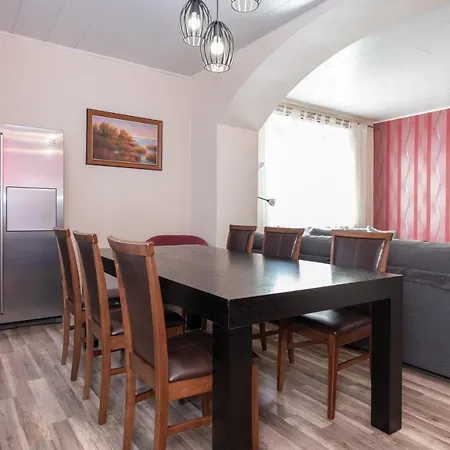 Appartement Vallikaeaeru Pärnu