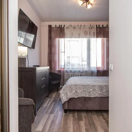 Vallikaeaeru Apartamento *